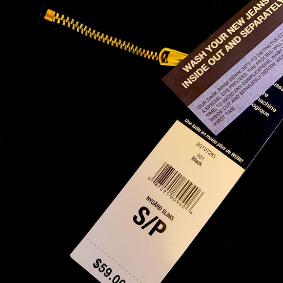 Capris Nygard Luxe slim fit gold zippers - Picture 2 of 2